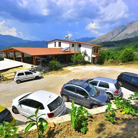 לינה וארוחת בוקר Convivio *