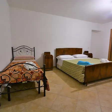 לינה וארוחת בוקר Convivio Rofrano